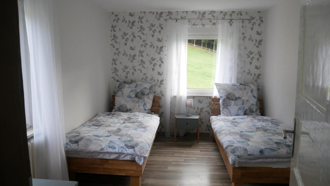 Modernisierte Ferienwohnung Im Schoenen Sauerland Meschede Buitenkant foto