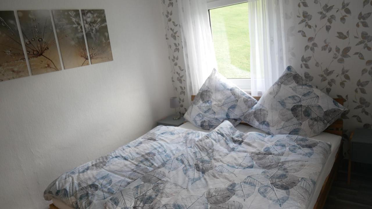 Modernisierte Ferienwohnung Im Schoenen Sauerland Meschede Buitenkant foto