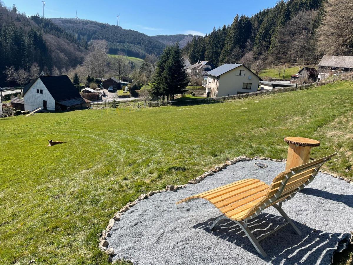 Modernisierte Ferienwohnung Im Schoenen Sauerland Meschede Buitenkant foto