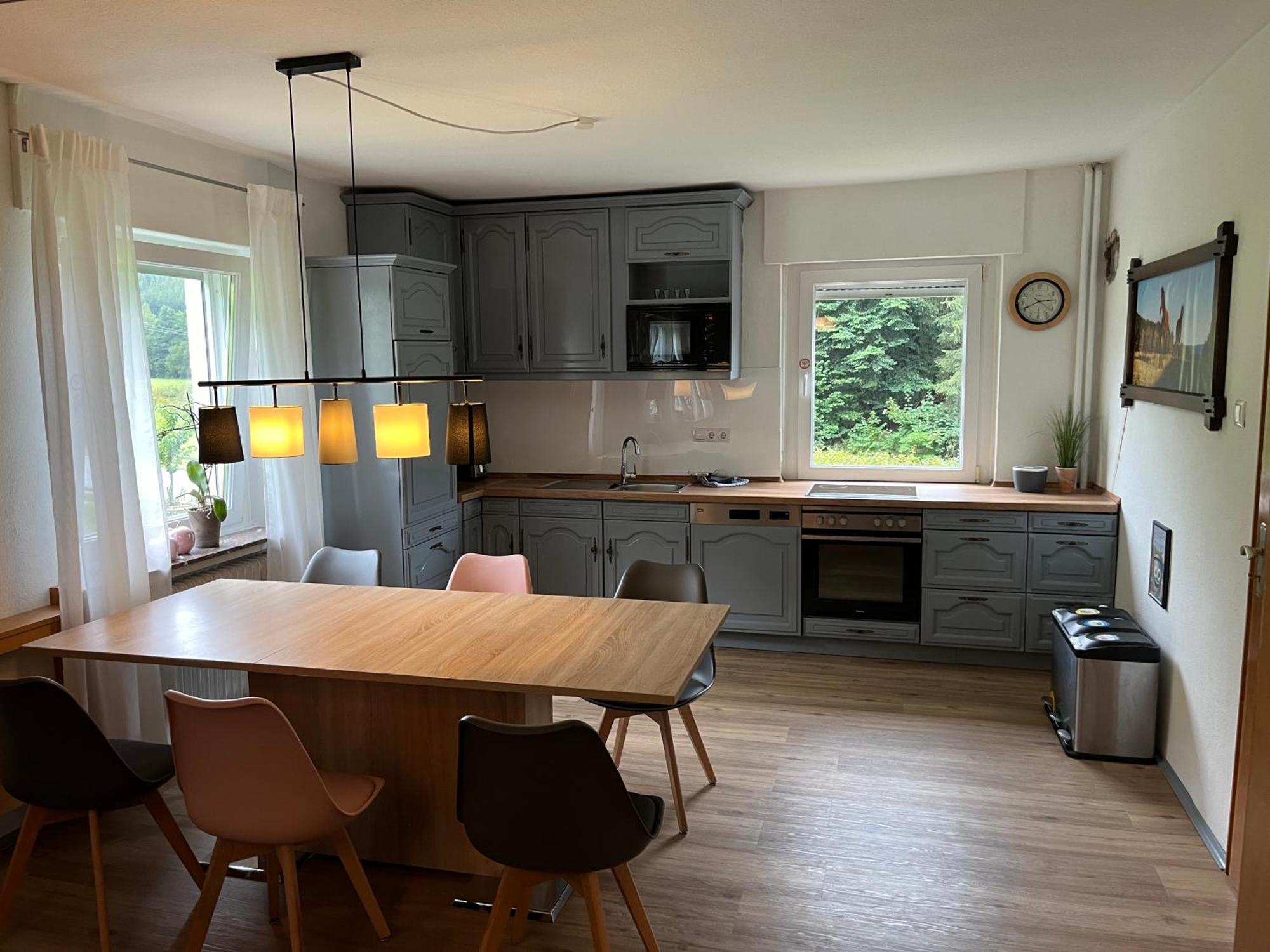 Modernisierte Ferienwohnung Im Schoenen Sauerland Meschede Buitenkant foto