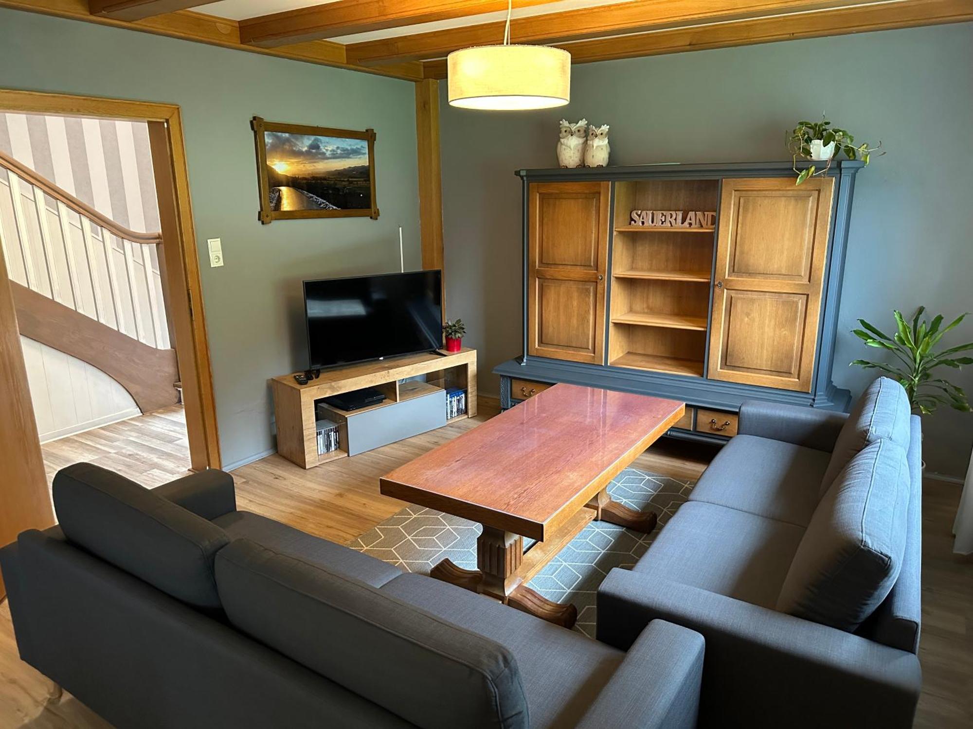 Modernisierte Ferienwohnung Im Schoenen Sauerland Meschede Buitenkant foto